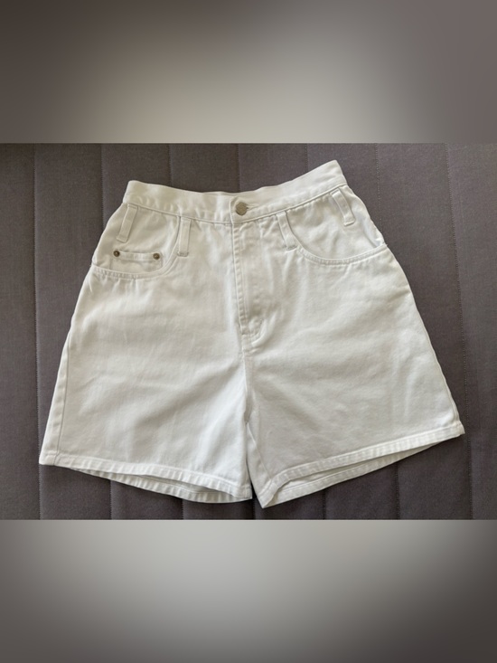 Coco Blue Pants - Vintage High-Rise White Denim Shorts for Women